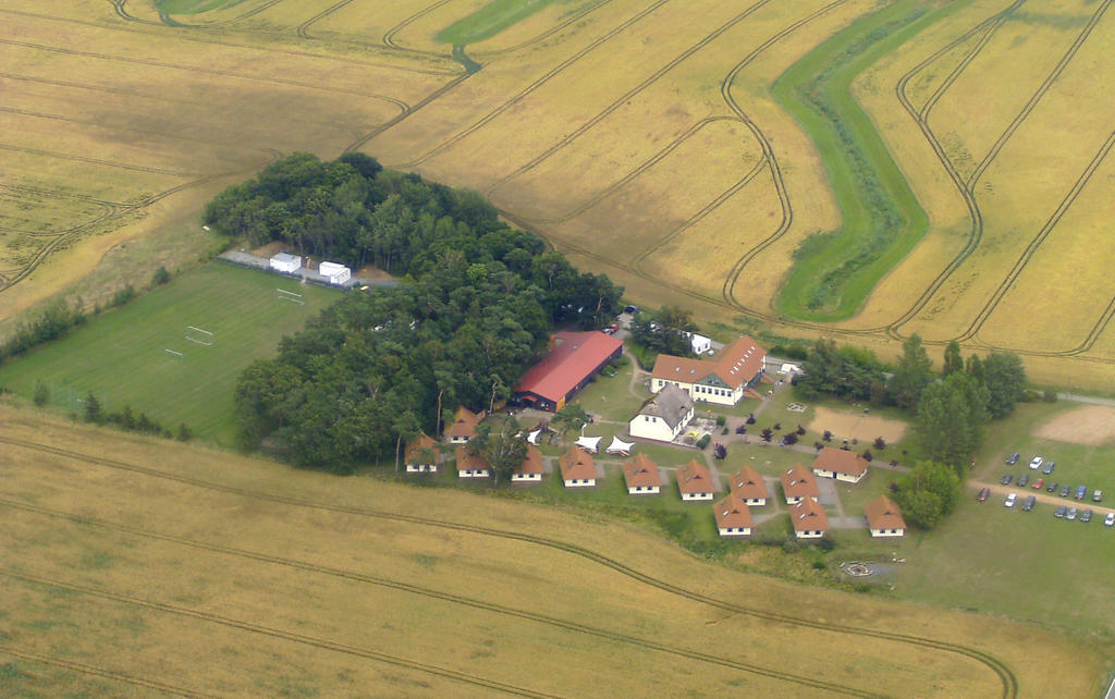 Jugendtours-Feriendorf Ummanz Oda fotoğraf