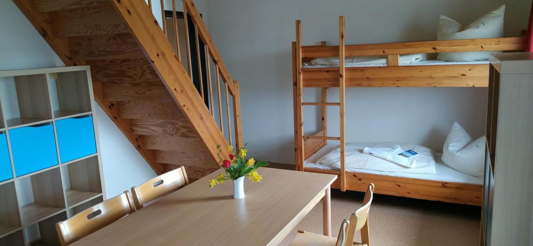 Jugendtours-Feriendorf Ummanz Oda fotoğraf